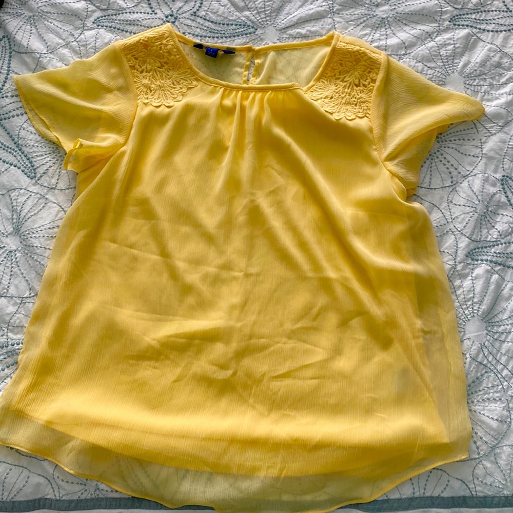 Apt 9 yellow dress shirt.